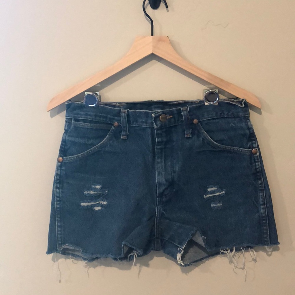 Wrangle Cutoff shorts